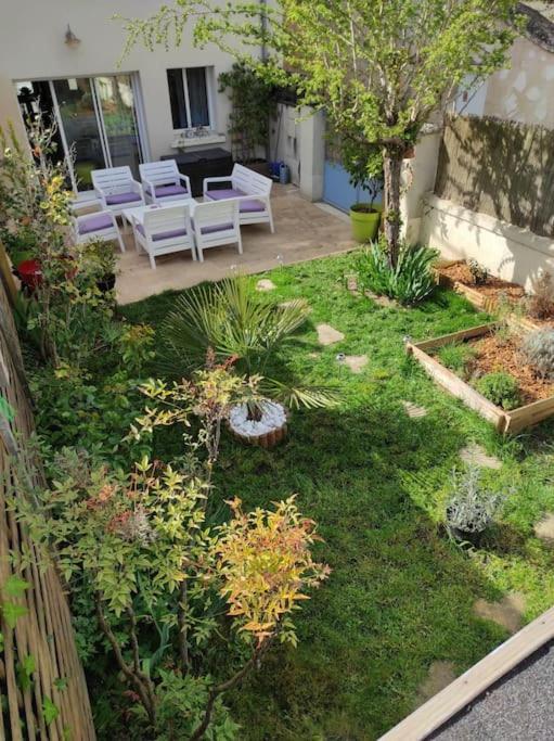 Chaleureuse Maison De Ville Avec Parking Gratuit Chinon Zewnętrze zdjęcie