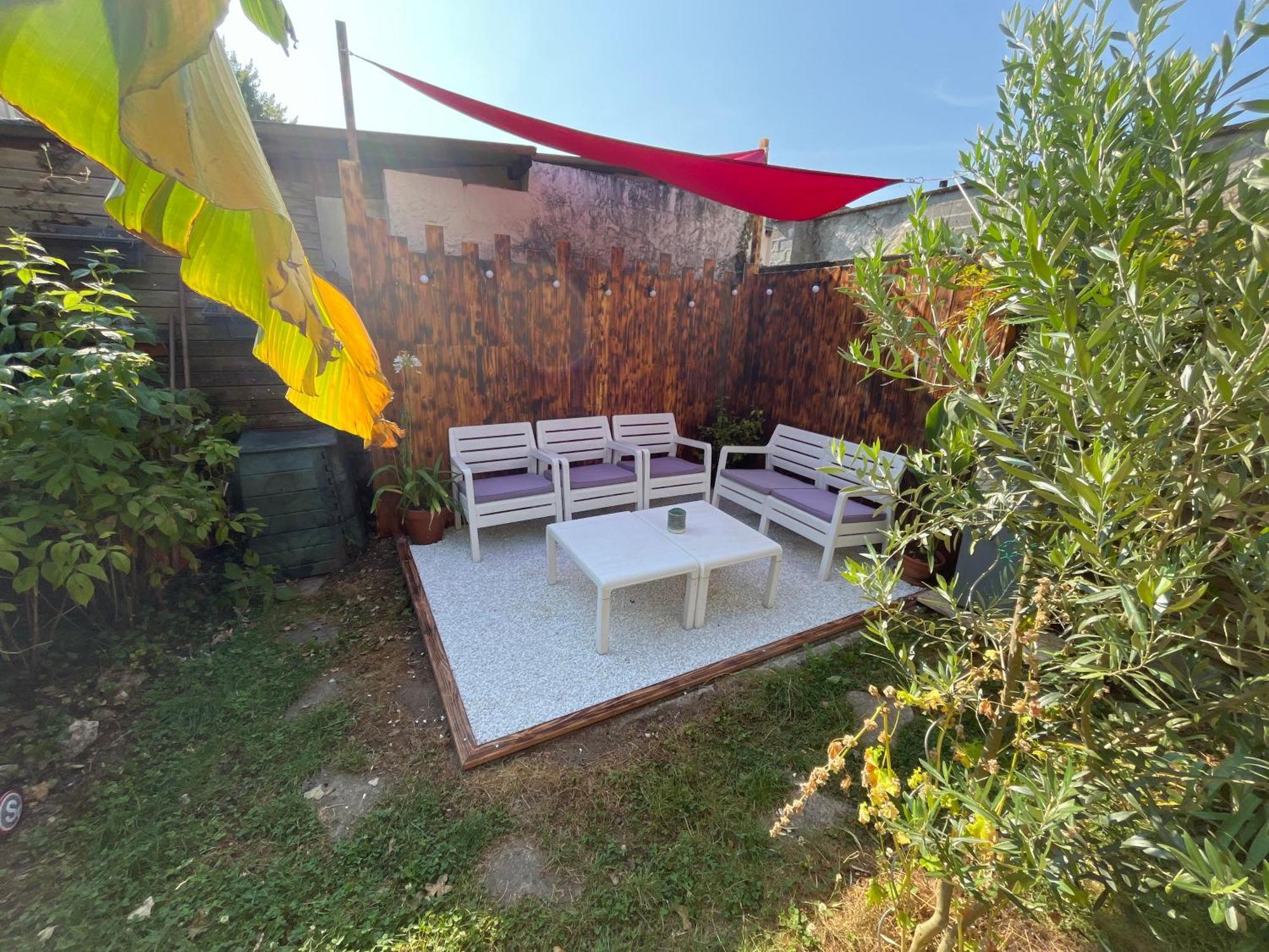 Chaleureuse Maison De Ville Avec Parking Gratuit Chinon Zewnętrze zdjęcie